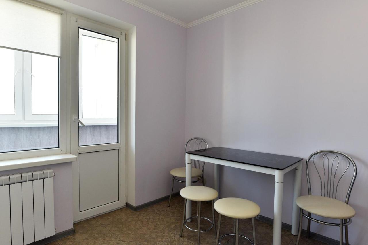 Apartament On Vasylia Lypkivskoho 24 Kiev Exterior foto
