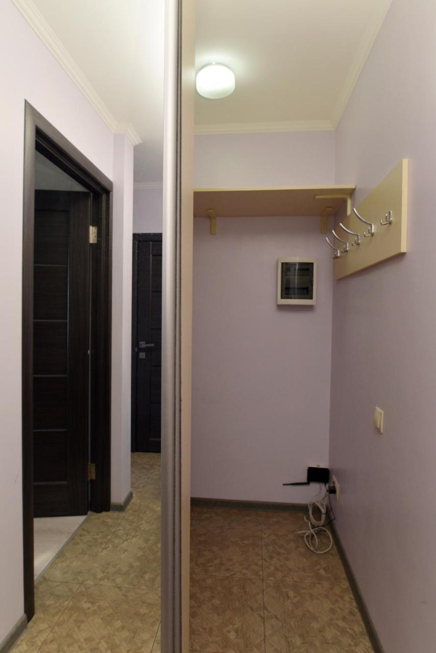 Apartament On Vasylia Lypkivskoho 24 Kiev Exterior foto