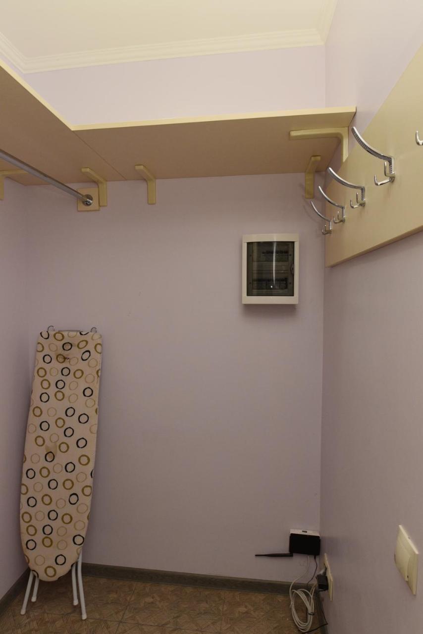 Apartament On Vasylia Lypkivskoho 24 Kiev Exterior foto